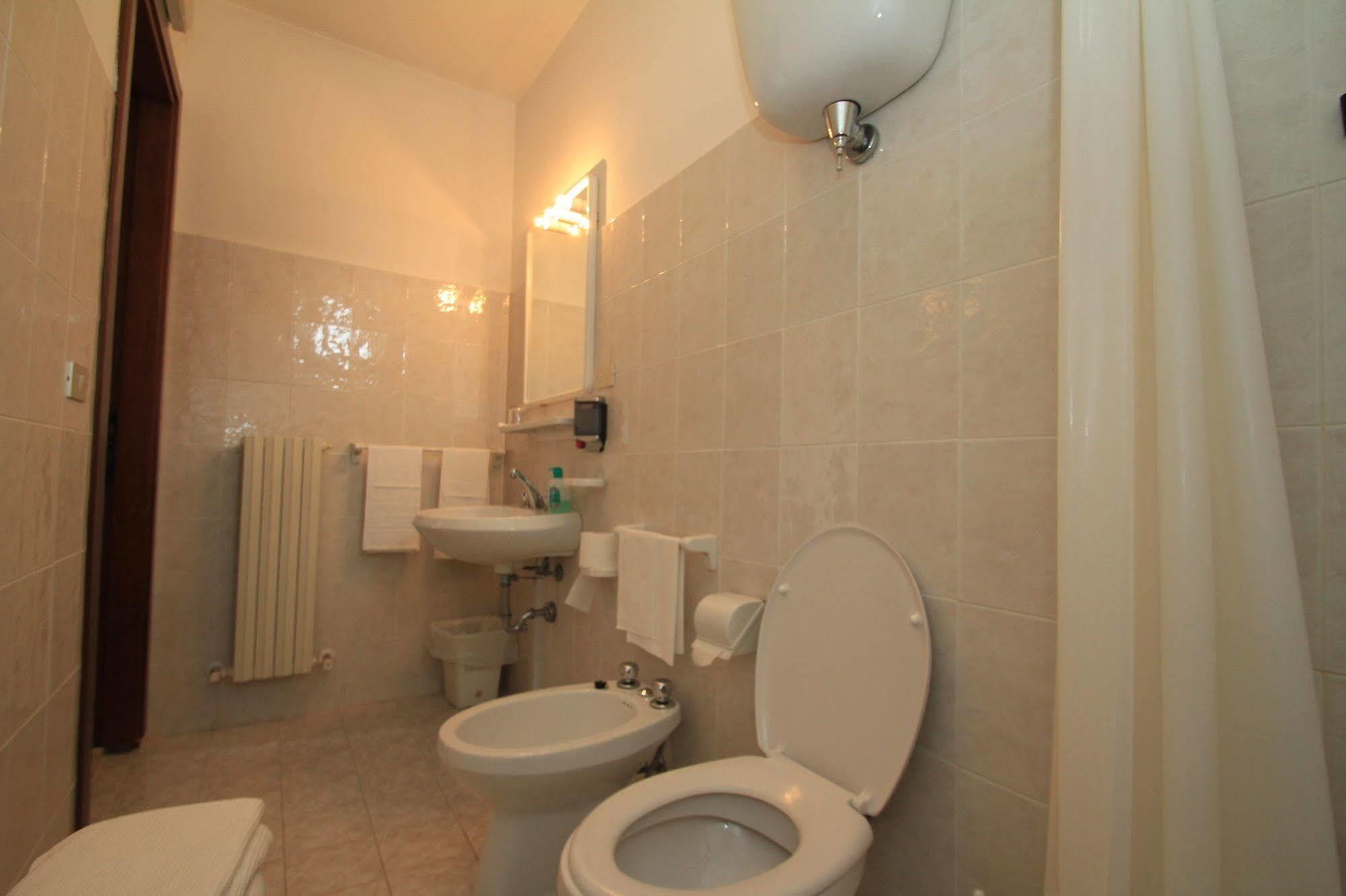Hotel La Quiete Assisi Eksteriør bilde